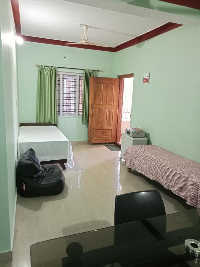 Krupa Homestay Madikeri Esterno foto